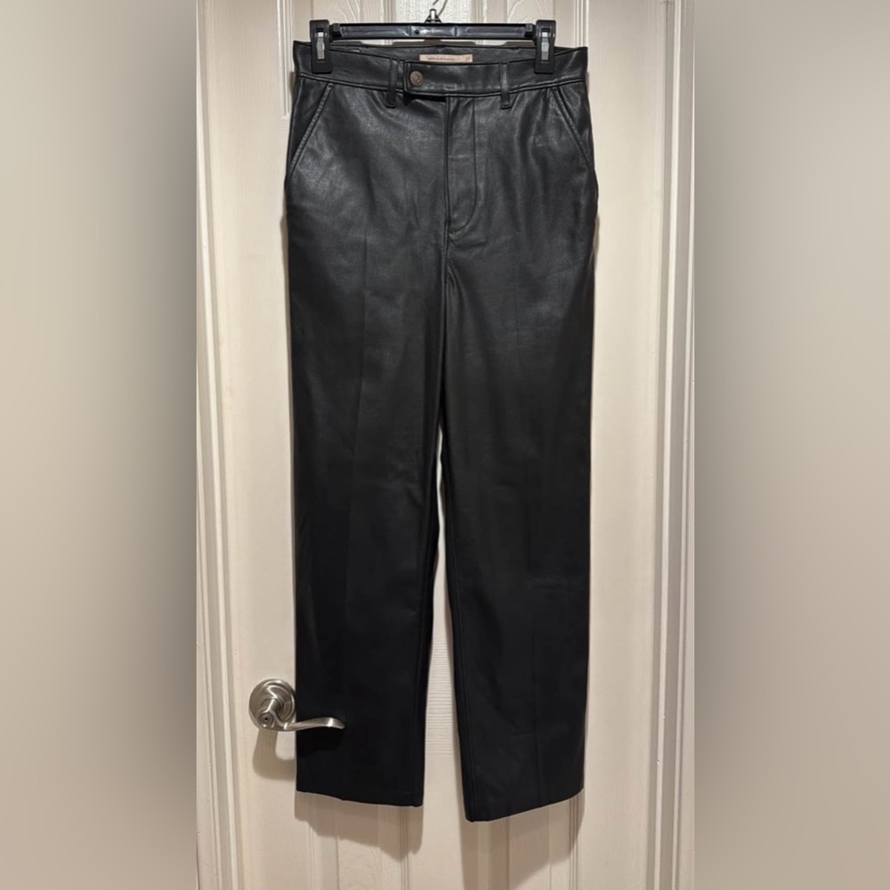 Levi’s Math club slack - faux leather